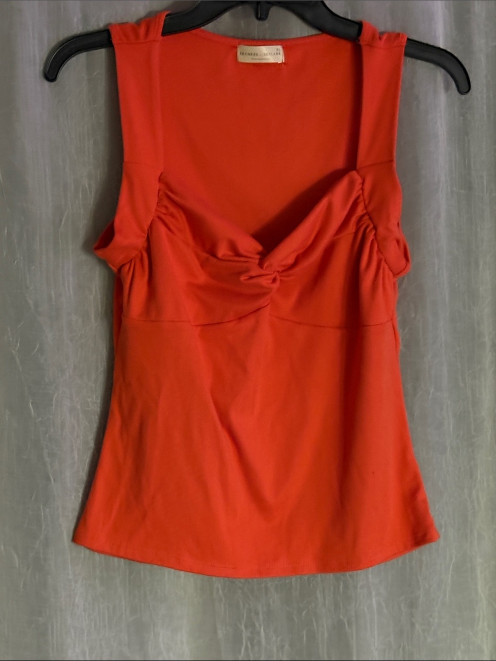 Kensie Red Twist-Front Sleeveless Camisole